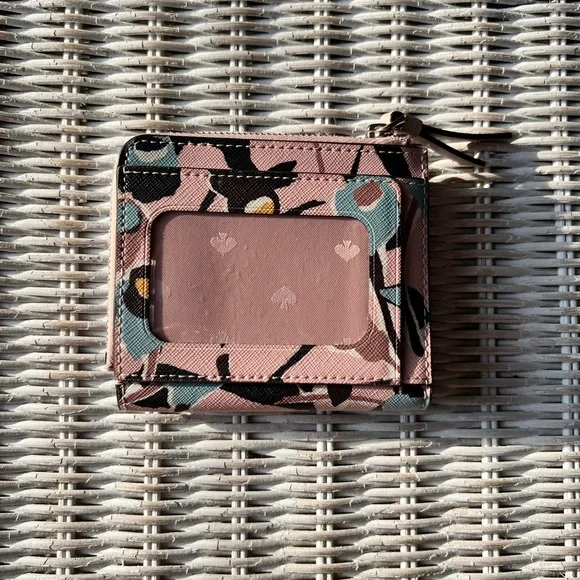 Kate Spade wallet - Picture 2 of 5